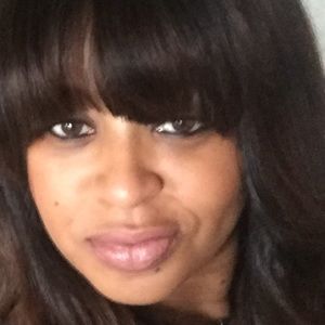 Meet your Posher, Monique