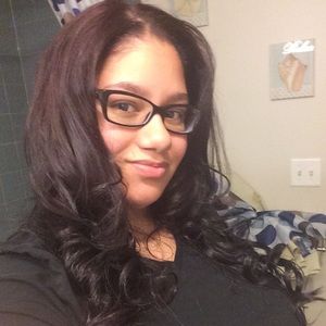 Meet your Posher, Alyssa