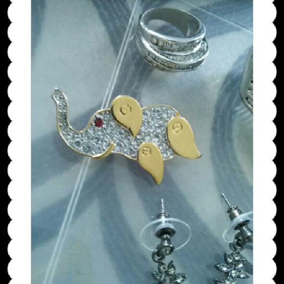 My  good luck charm pendant 🔴 ** Sale **