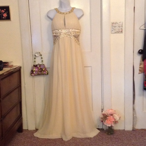 🌼Gown🌻