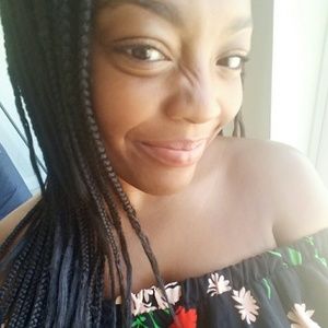 Meet your Posher, Jasmin