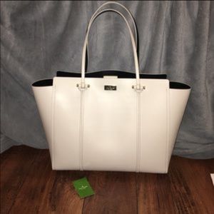 FLASH SALE TODAY.Cream & Black Kate Spade purse