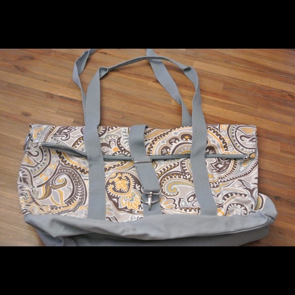 Thirty one fold over weekender