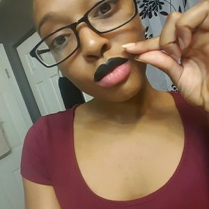 Meet your Posher, Tiara