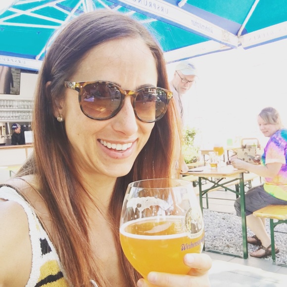 Meet your Posher, Danielle