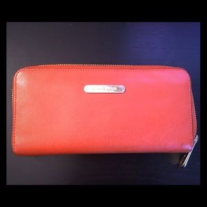 Michael Kors Jetset Wallet