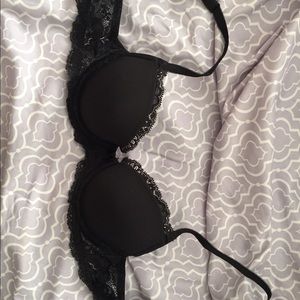 Victoria's Secret 32B bra