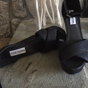 Steve Madden Wedges size 6