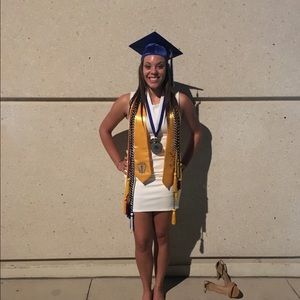 Meet your Posher, Cece