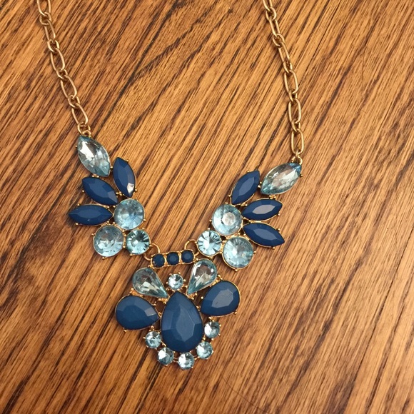 Necklace - Picture 2 of 3