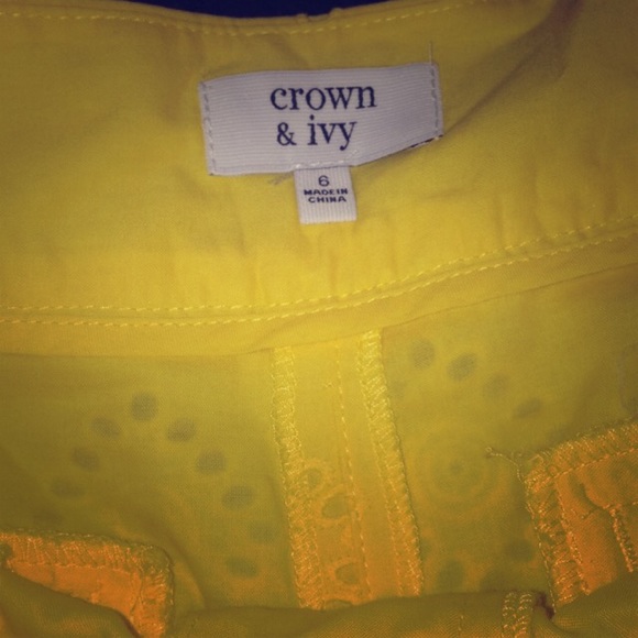 Crown and ivy lace scalloped shorts