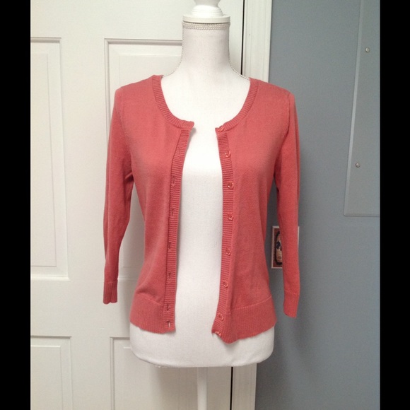 New York & Company 3/4 Sleeve Sweater