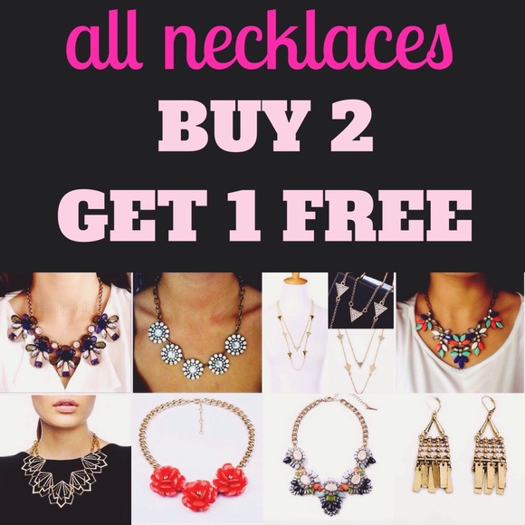 ❣LAST❣Geometric Gold Toned Stud Statement Necklace - Picture 4 of 4