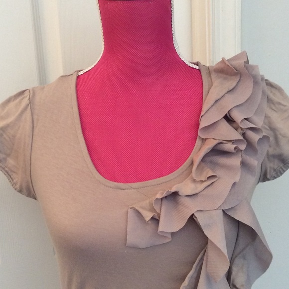 INC short sleeved top - Picture 2 of 4