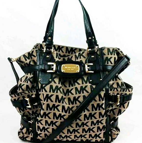 SOLD OUT NOW Michael kors gansevoort bag