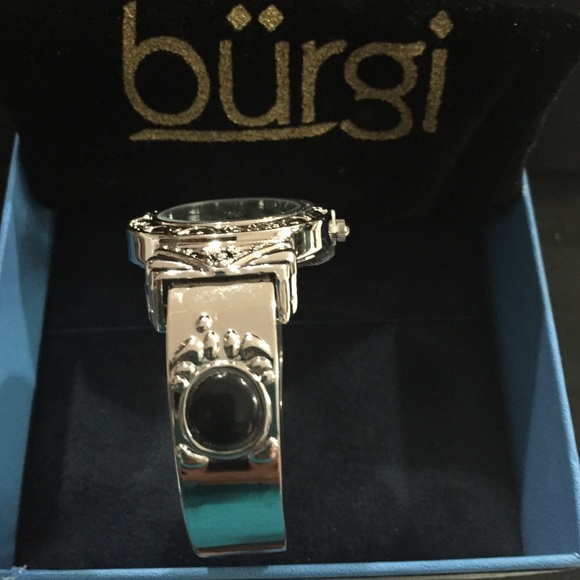 Silver Quartz Movement Watch - image 3