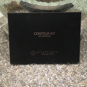Anastasia Beverly Hills Contour Kit