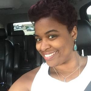 Meet your Posher, Jacqueline