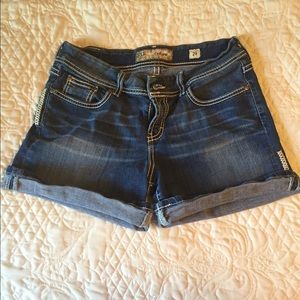 BKE Culture jean shorts size 29