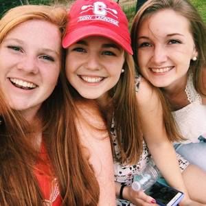 Meet your Posher, Lauren