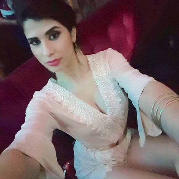 Meet your Posher, Dily - Picture 1 of 1