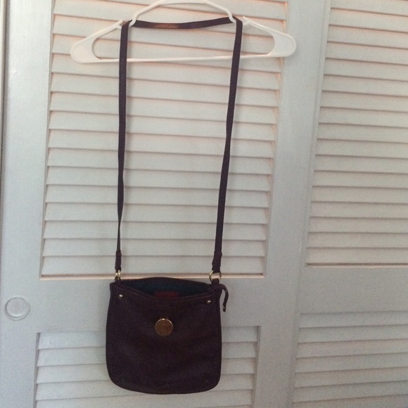 Cross body Tommy Hilfiger Bag! - Picture 2 of 2