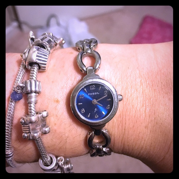 Y2K Fossil watch! 💙