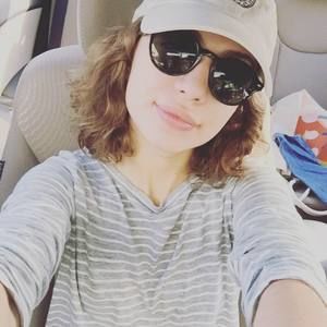 Meet your Posher, Maya