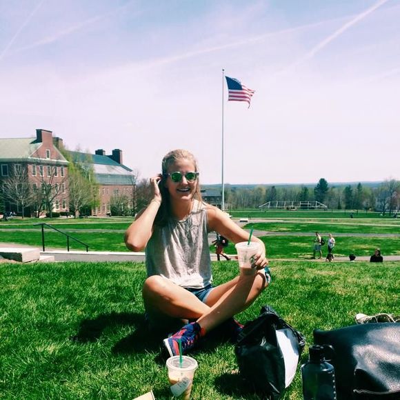 Meet your Posher, Madeline