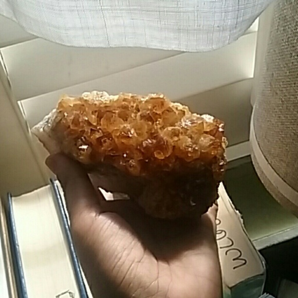 Quartz rock (GoodLuck)