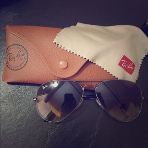 Ray Bans RB3025 Aviators