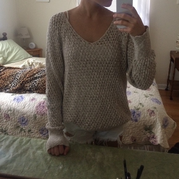 Knitted AEO Sweater! - Picture 3 of 4
