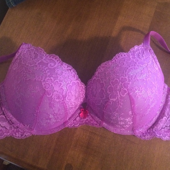 Victoria's Secret, like new!! Dream angels push up