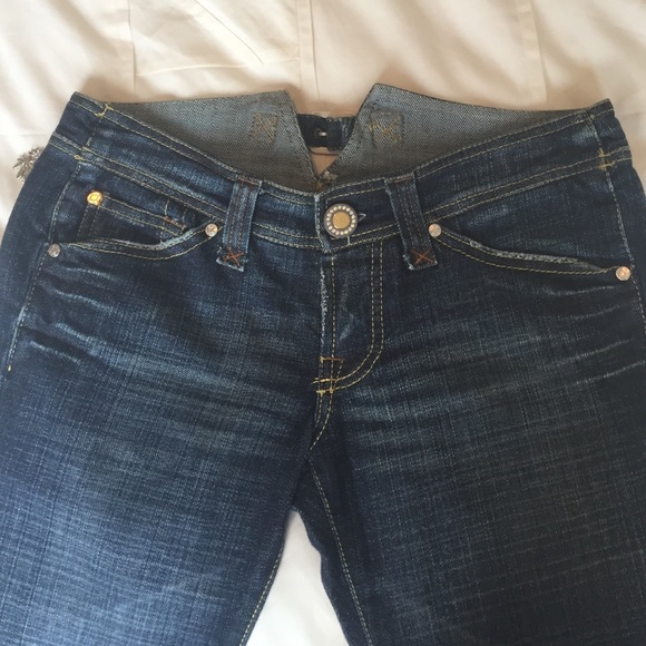 SOS Jeans - Picture 3 of 4