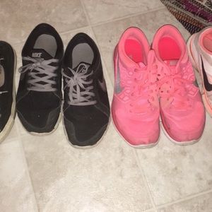 Nike shoes 💥BUNDLE💥