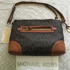 Michael Kors Brown Medium Shoulder Fallon purse.