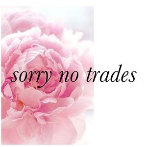 🌸I don't trade BUT I accept reasonable OFFERS!🌸