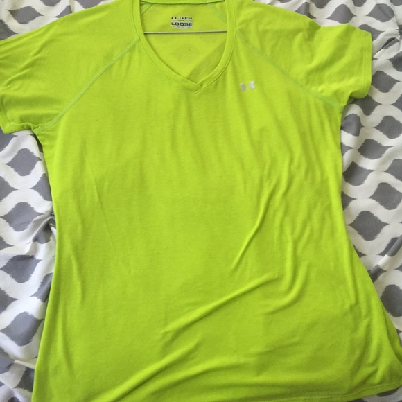 Under Armour t shirt