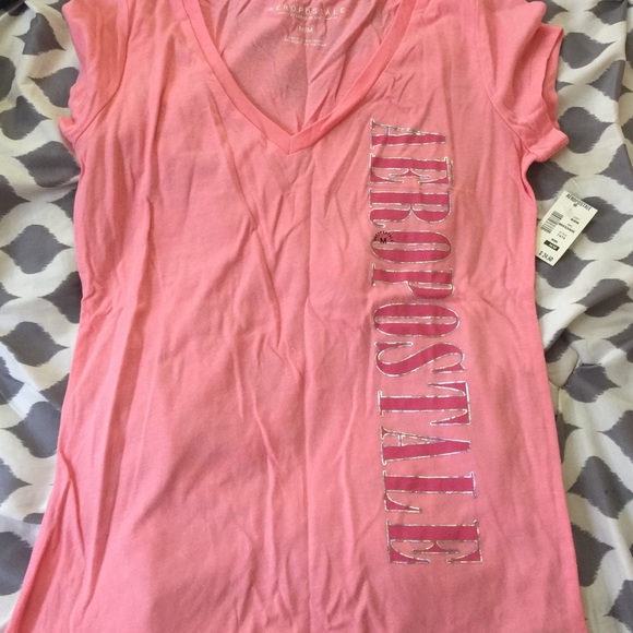 Aeropostale V neck