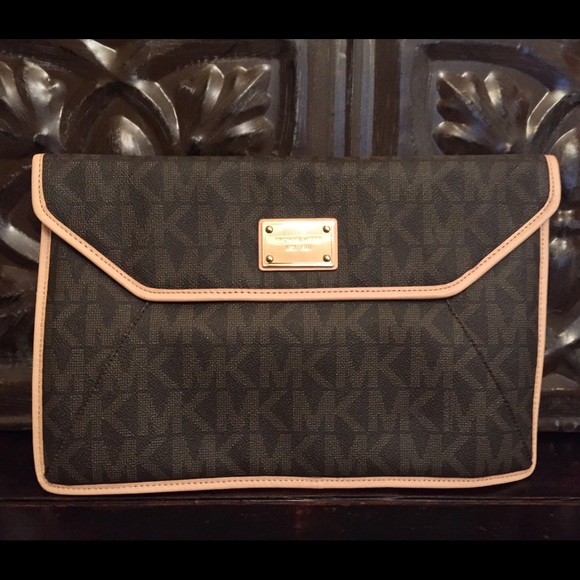 NWOT Michael Kors Laptop Sleeve