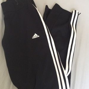 Adidas sweat/run pants