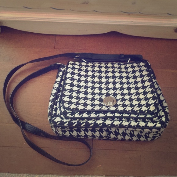 Vera Bradley Crossbody in Houndstooth