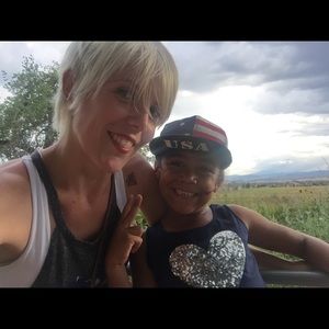 Meet your Posher, Suzanne