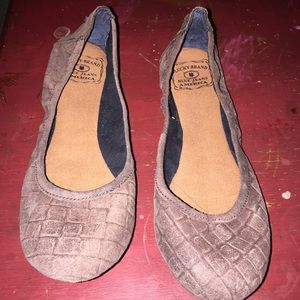 Brown flats! NEVER WORN