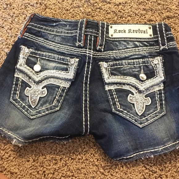 Rock revival jean shorts