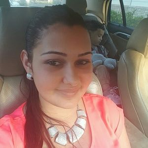 Meet your Posher, Alexandra