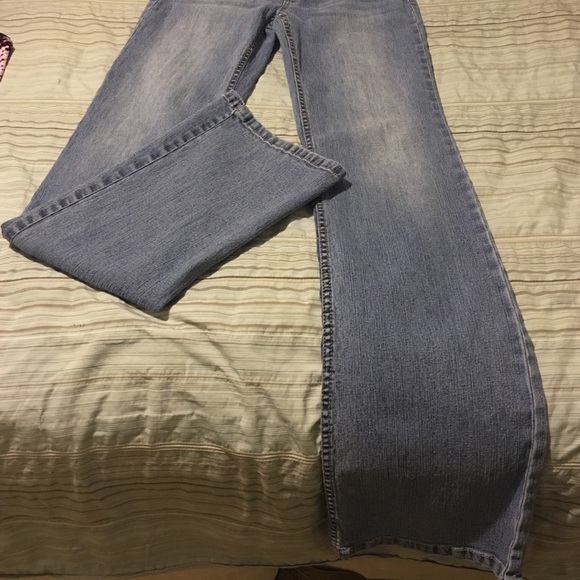 Jeans - Picture 2 of 4