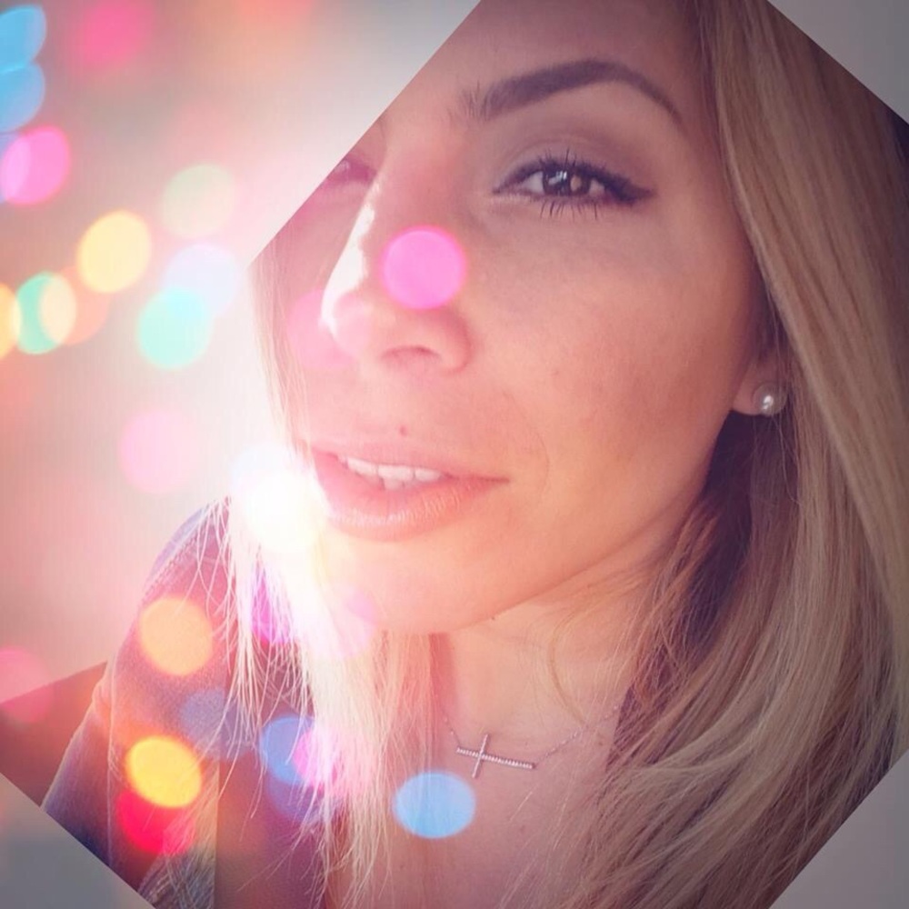 Meet your Posher, Mariela