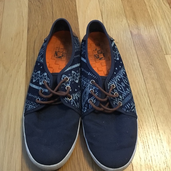 navy blue surf vans