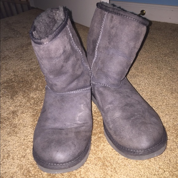 SOLD❌❌Classic short gray UGGS